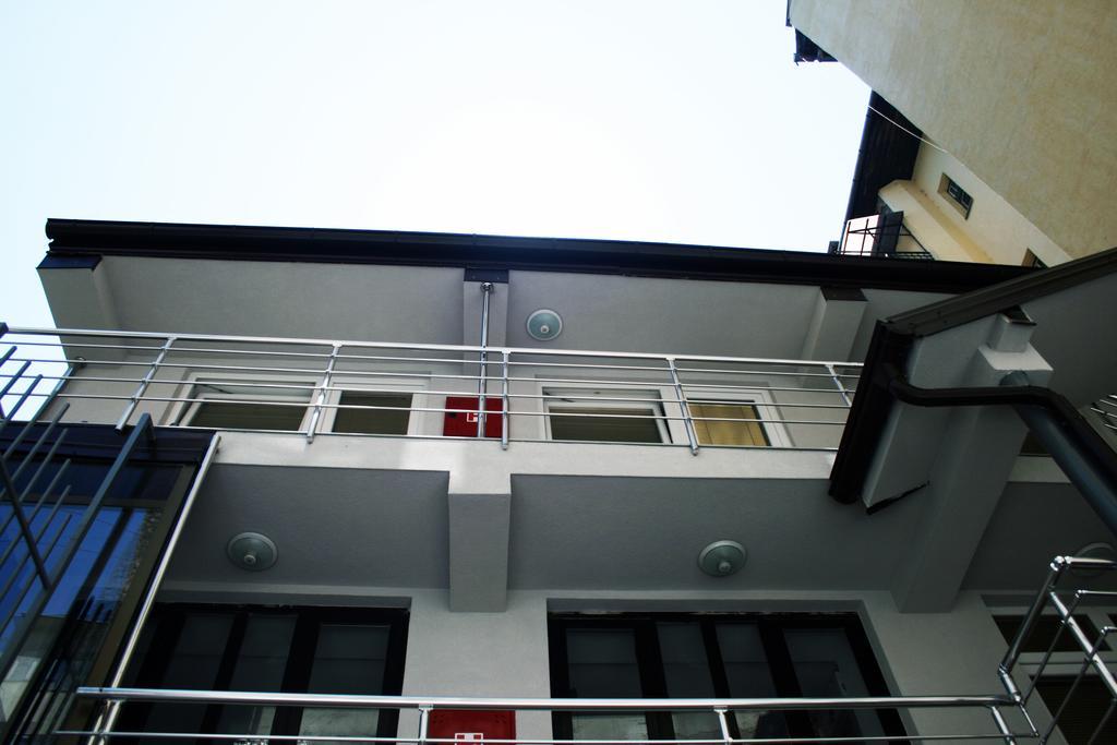 Mak Hostel *